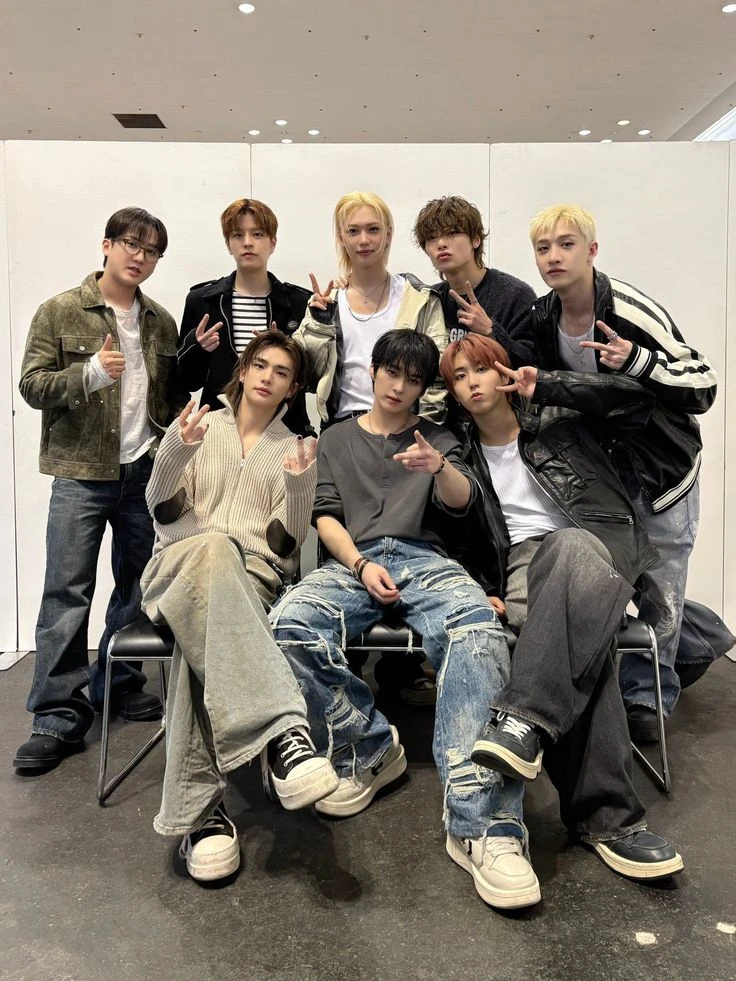 Stray Kids thumbnail