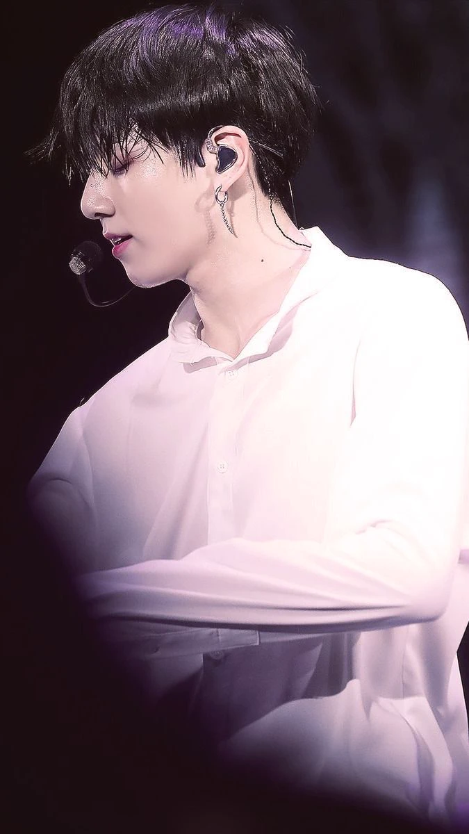 jeon jungkook (cold husband) thumbnail
