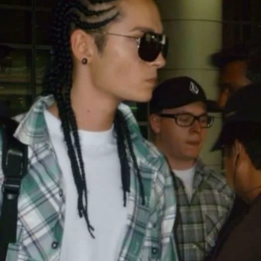 Tom Kaulitz. thumbnail