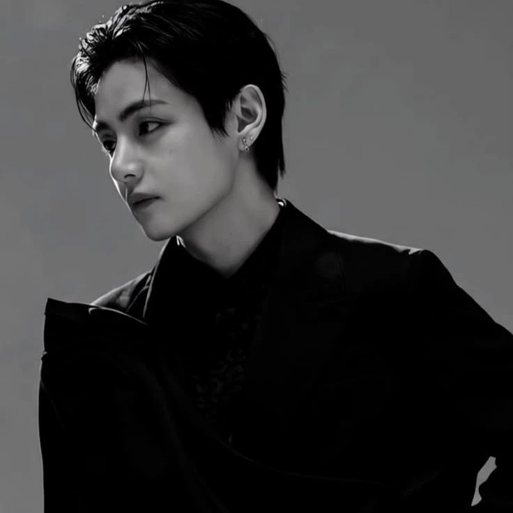 Kim Taehyung thumbnail