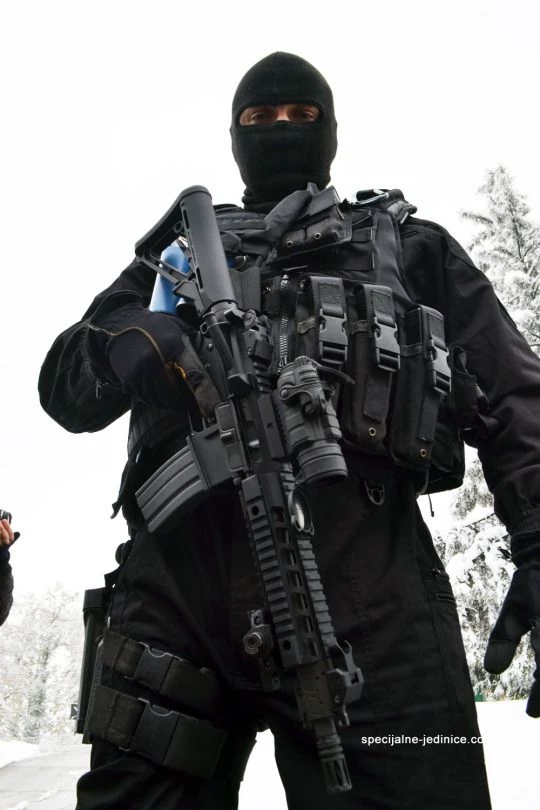 Ethan De Luca  thumbnail