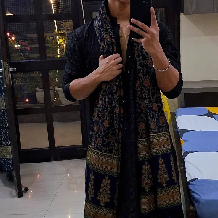 Akshay thumbnail