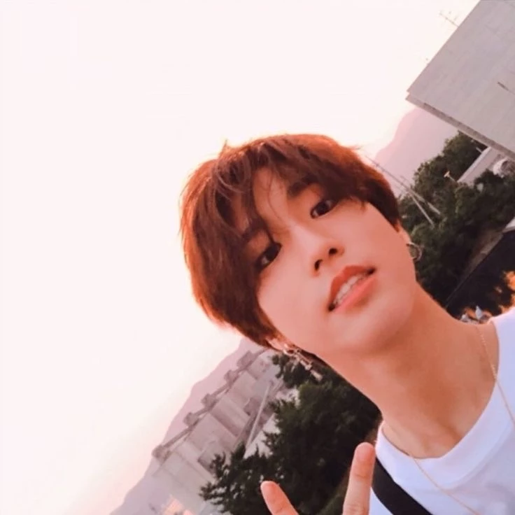 Han jisung thumbnail