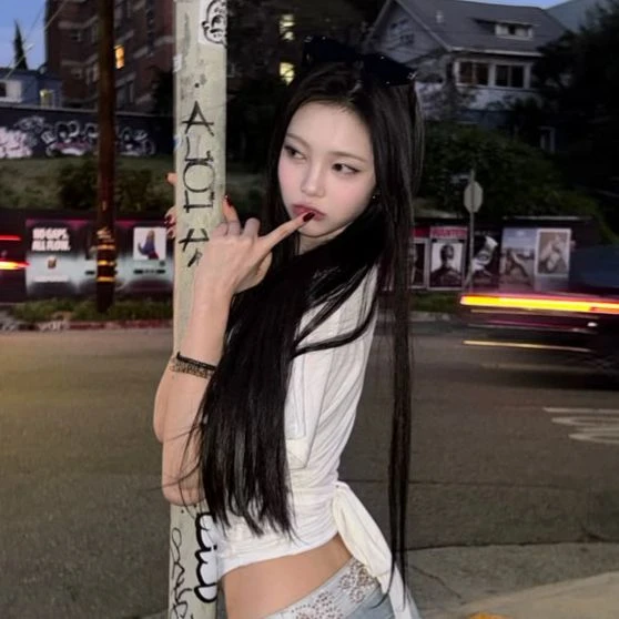 Ian (Jeong Lee-an) thumbnail