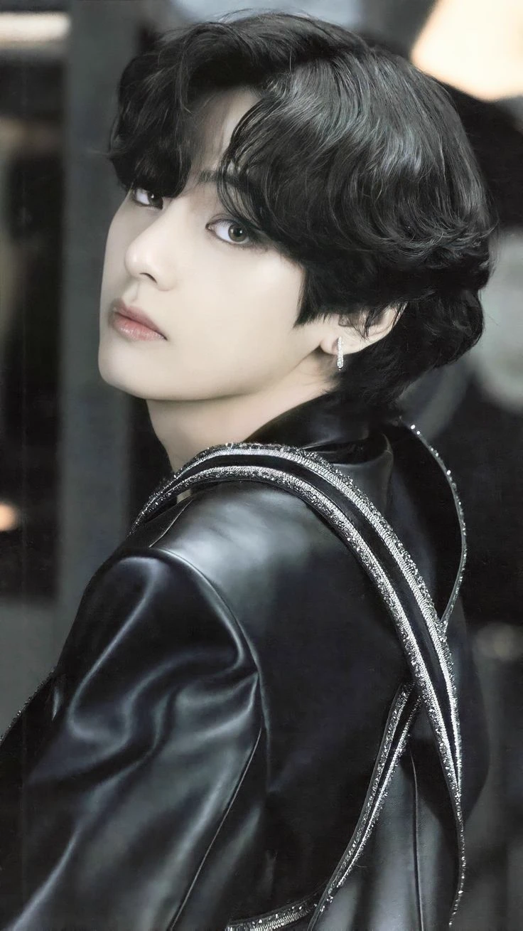 V (TAEHYUNG) thumbnail