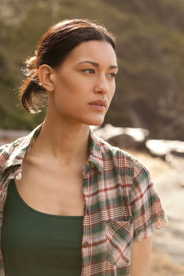 Leah Clearwater - 001 thumbnail