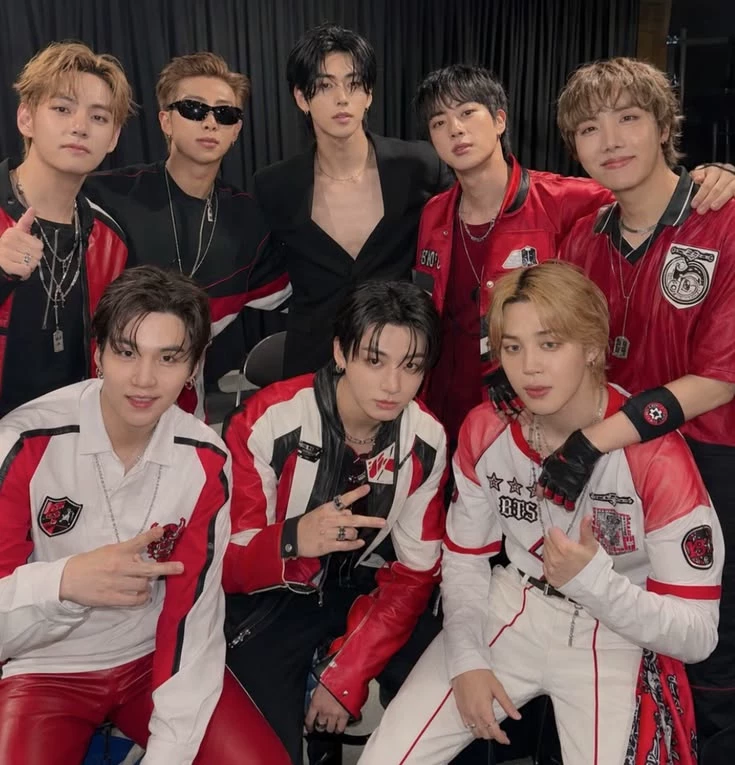 BTS (0T7) thumbnail