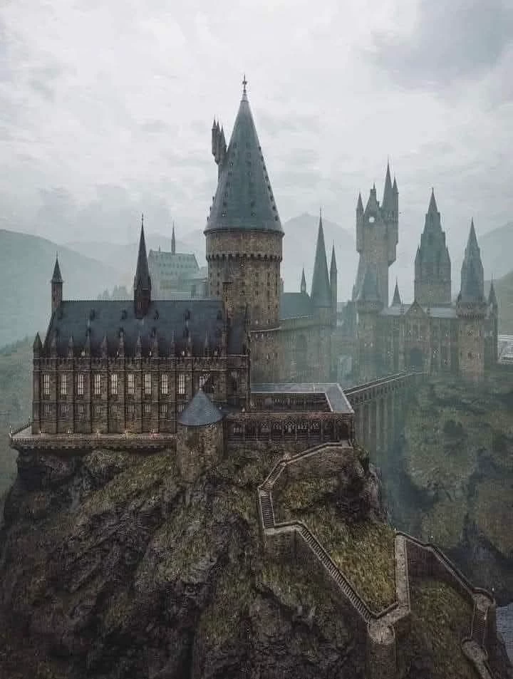 Hogwarts thumbnail