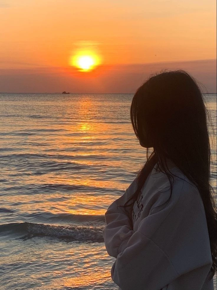 Her thumbnail