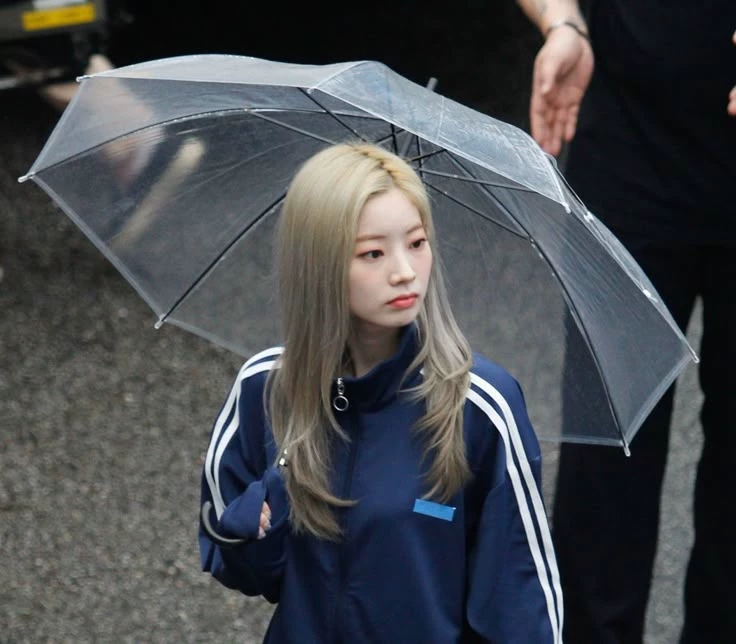kim dahyun (lesbian, amnesia) thumbnail