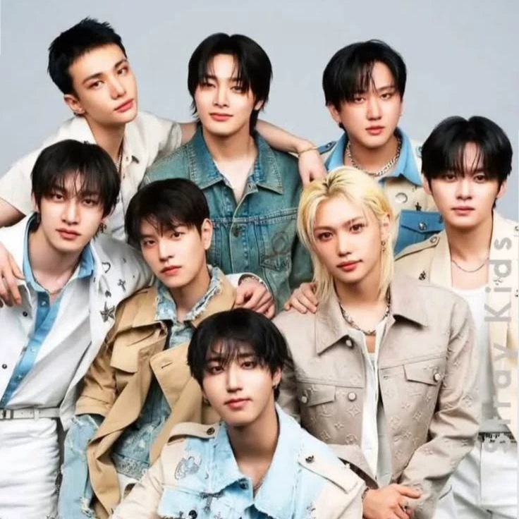 Stray Kids thumbnail