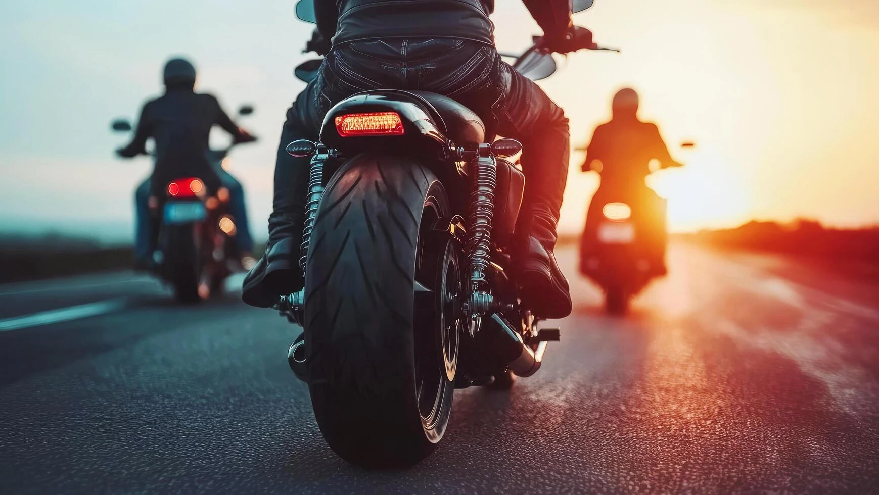 7 Roommates (university , biker ) thumbnail