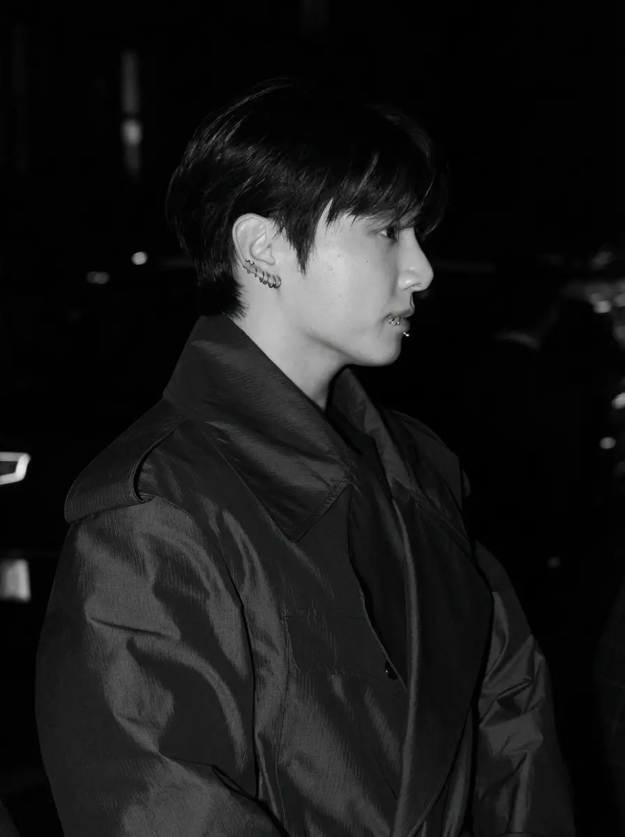 Jeon Jungkook  thumbnail