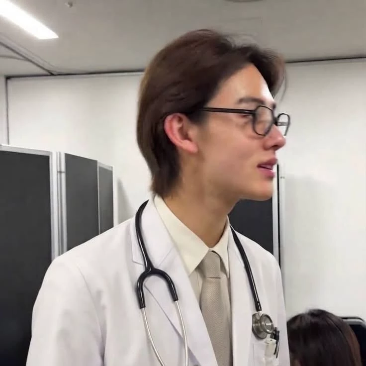 Eom Seonghyeon thumbnail