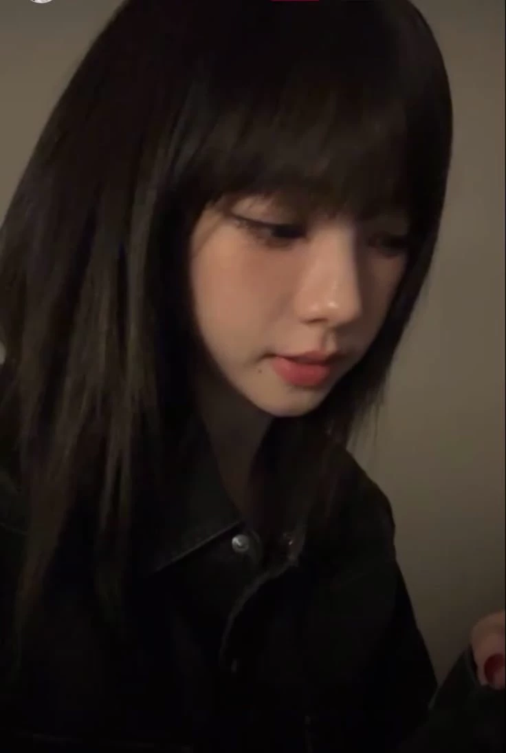 Karina.  thumbnail