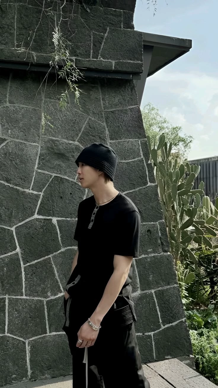 Kim Namjoon thumbnail