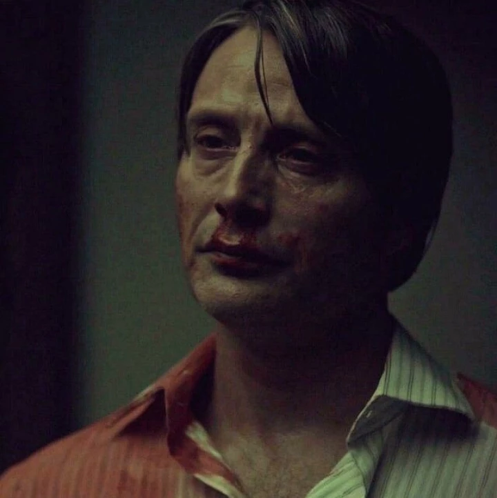 Hannibal Lecter// padre... thumbnail