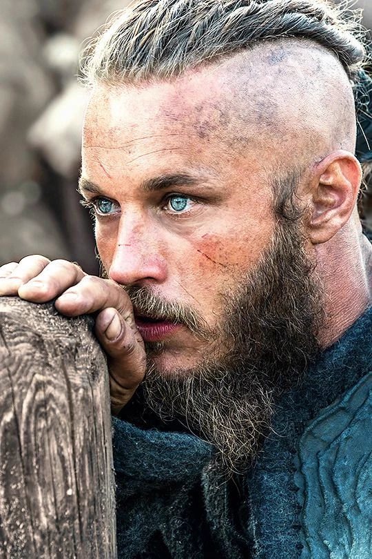 Ragnar Lothbrok  thumbnail