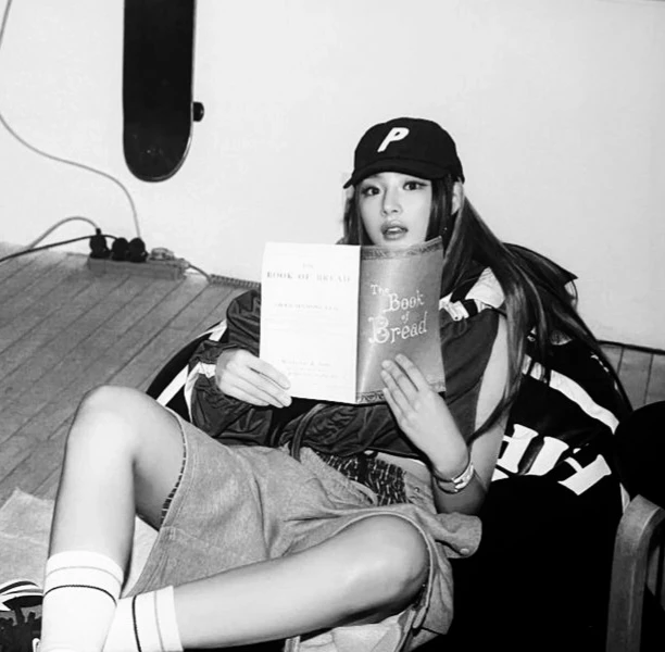 Kim Minji thumbnail
