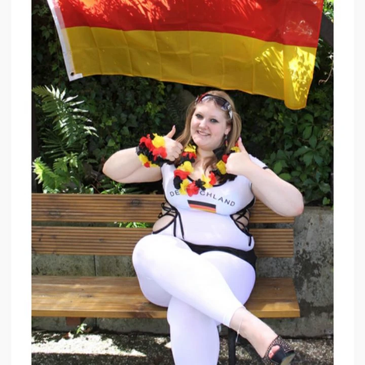 Lena thumbnail