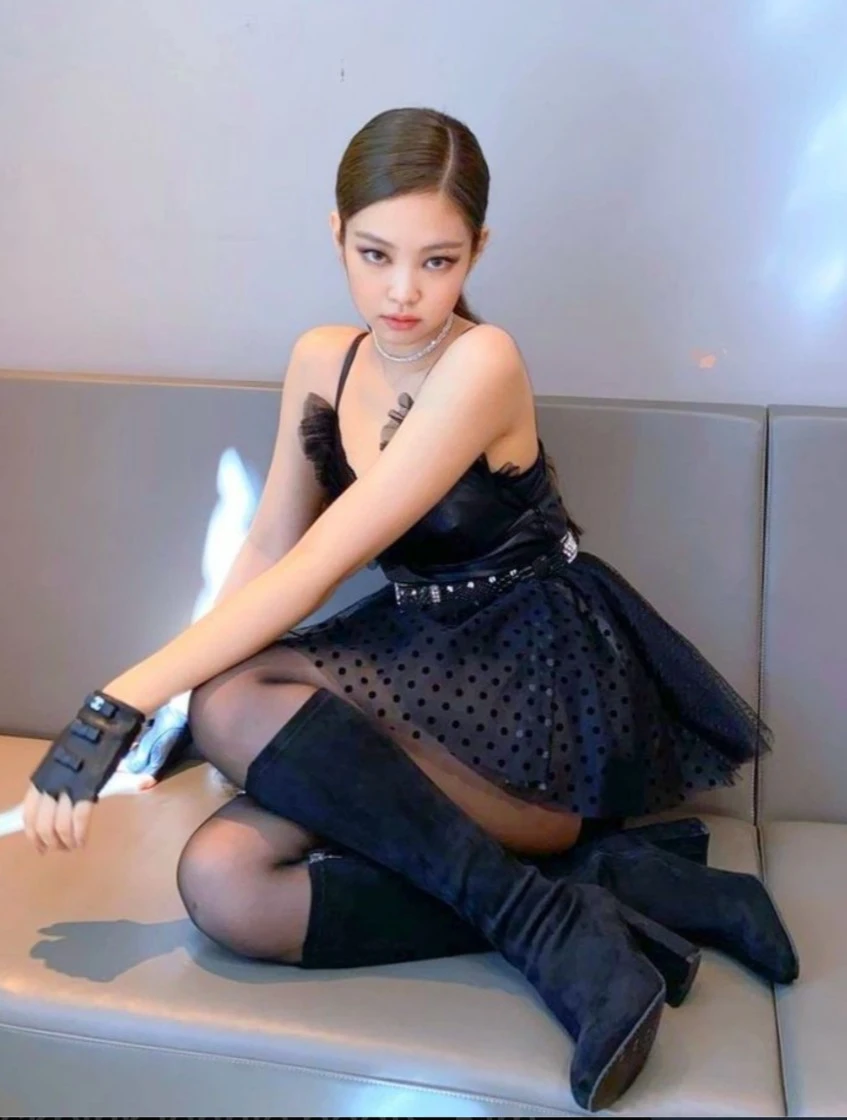 jennie thumbnail