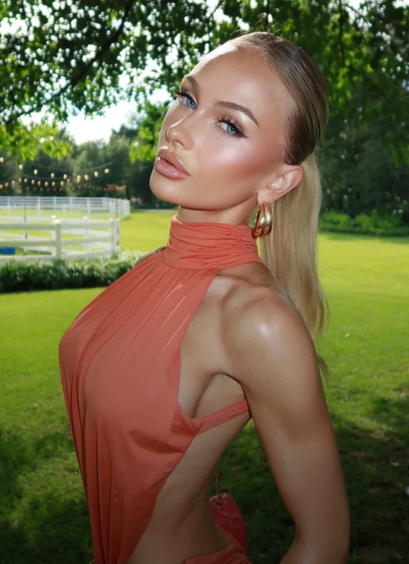 Caroline Wick thumbnail