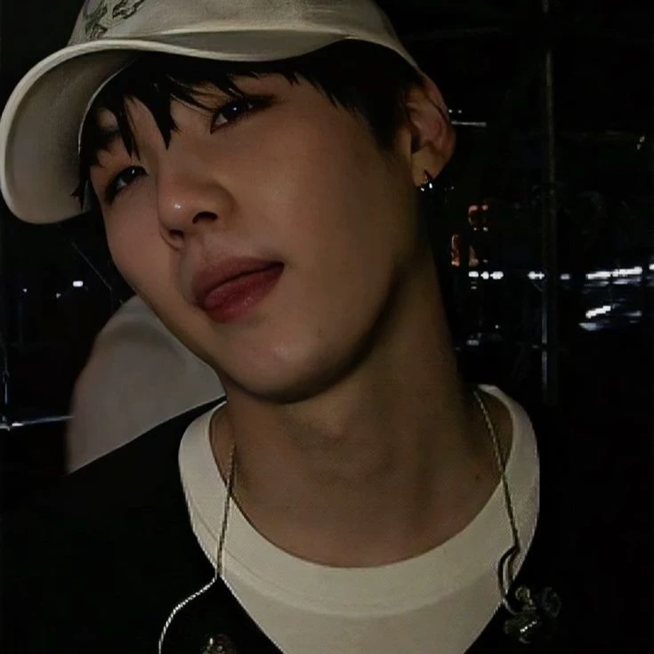 Yoongi (Suga) thumbnail