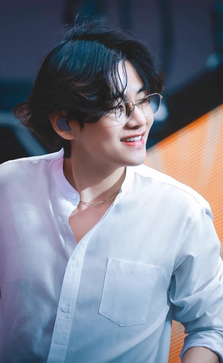 Kim Taehyung idol BTS  thumbnail