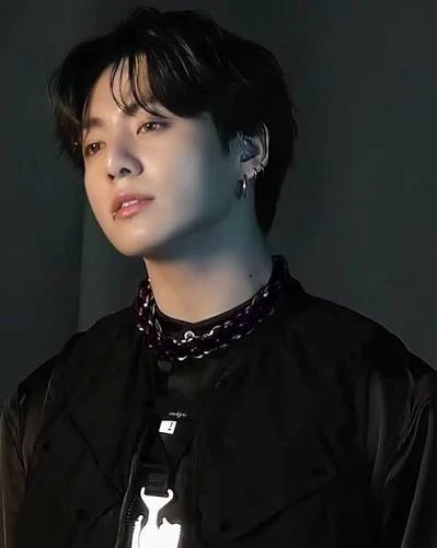 Jeon Jungkook (Injured mafia x mentally unstable girl) thumbnail