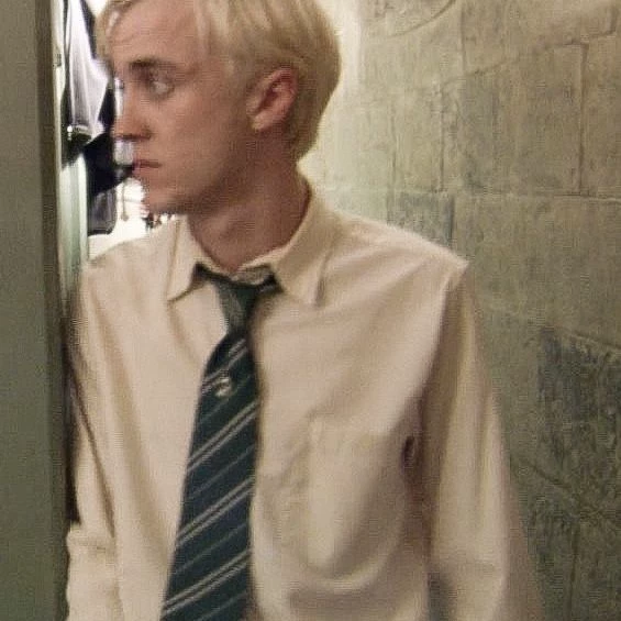 Draco Malfoy thumbnail