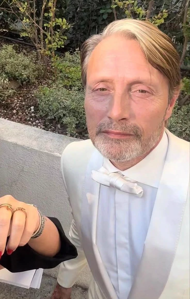 Mads Mikkelsen thumbnail