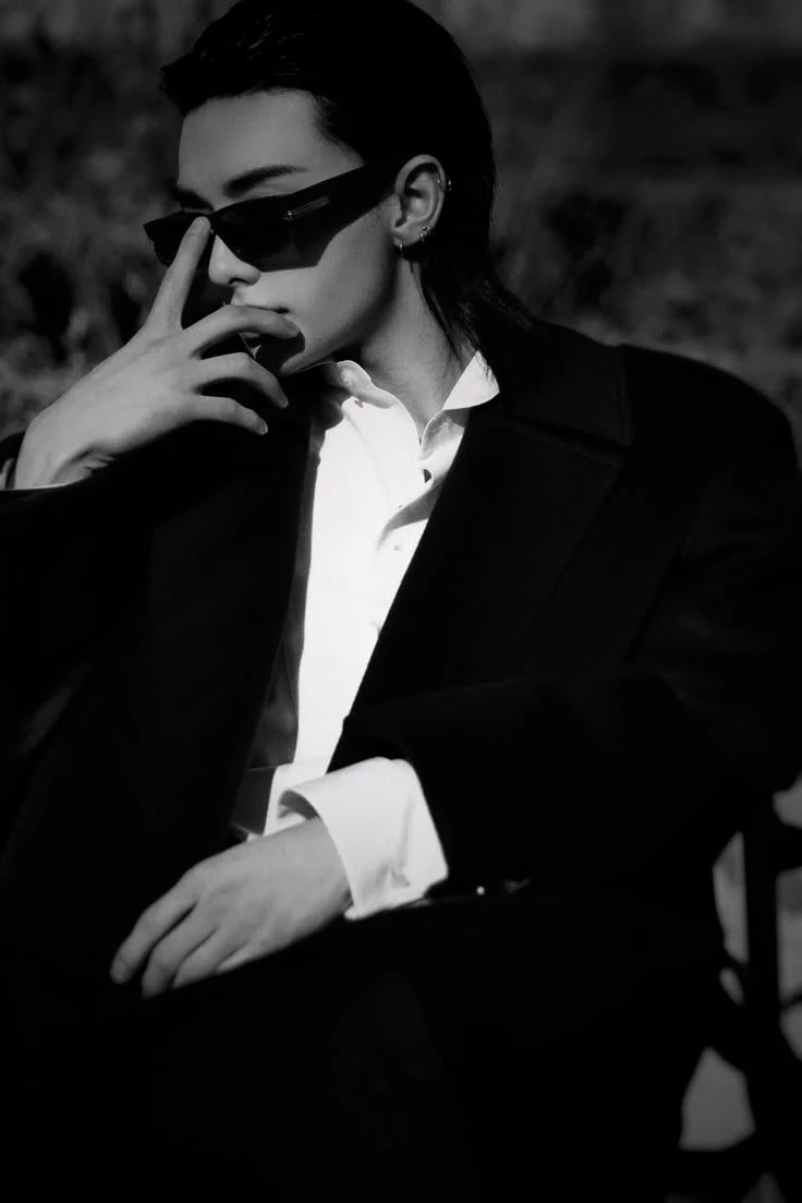 Hwang Hyunjin thumbnail