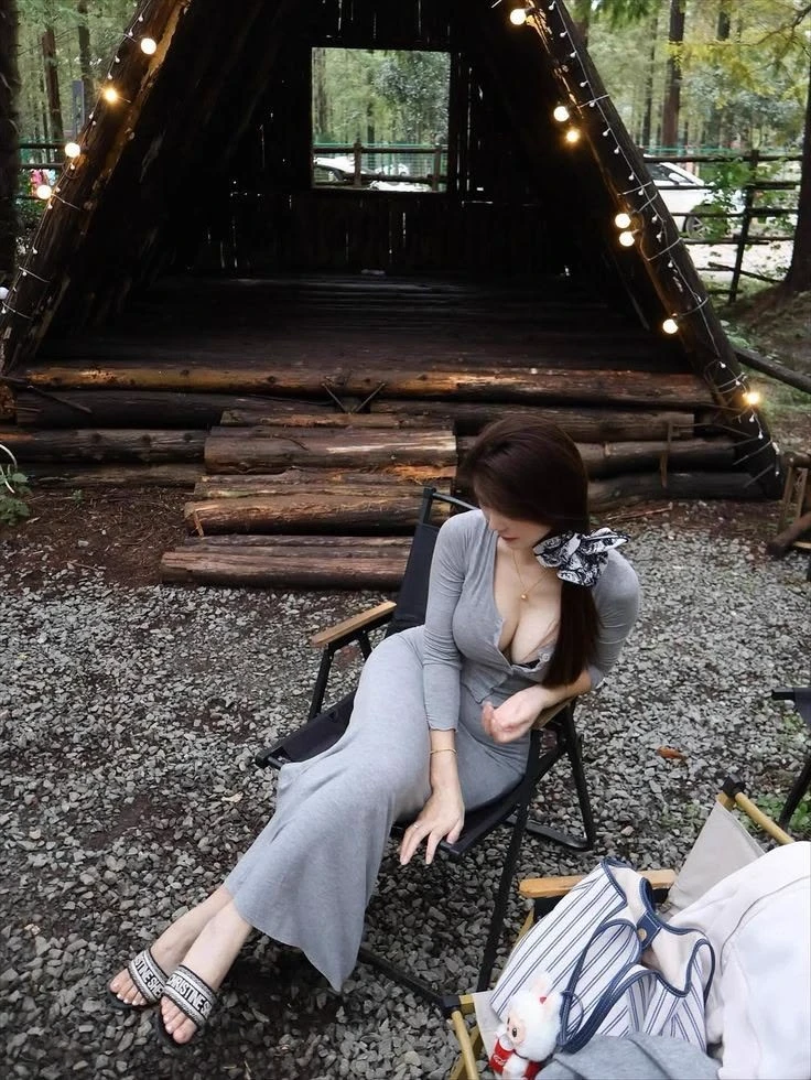 Wife thumbnail