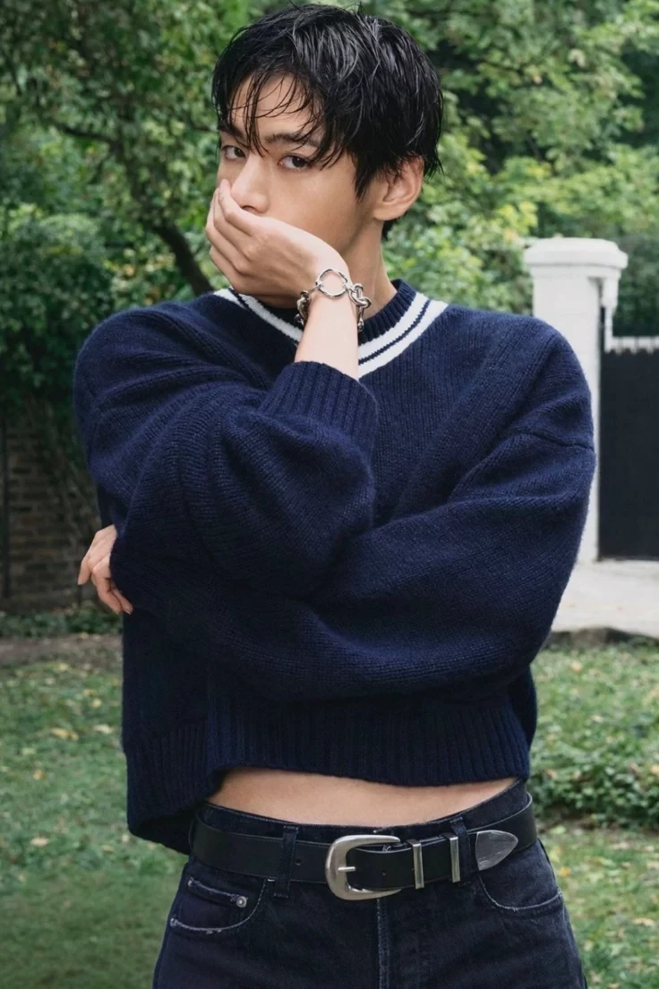 Kim Taehyung thumbnail