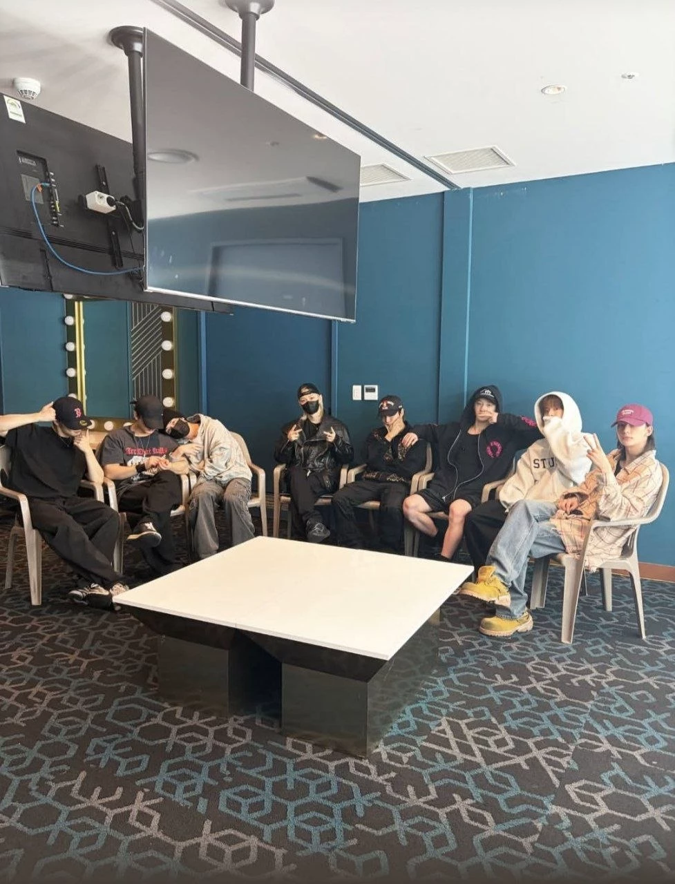 STRAY KIDS THE HAUNTED HOUSE thumbnail