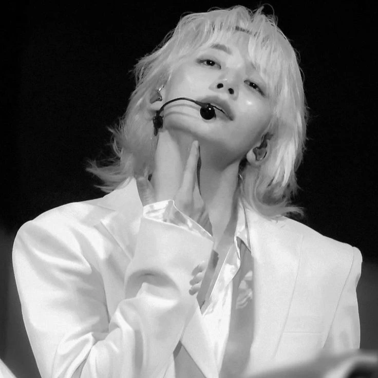 Yoon Jeonghan thumbnail