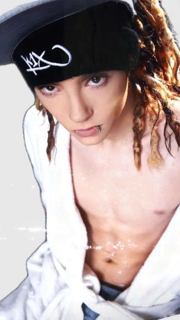 Tom Kaulitz thumbnail