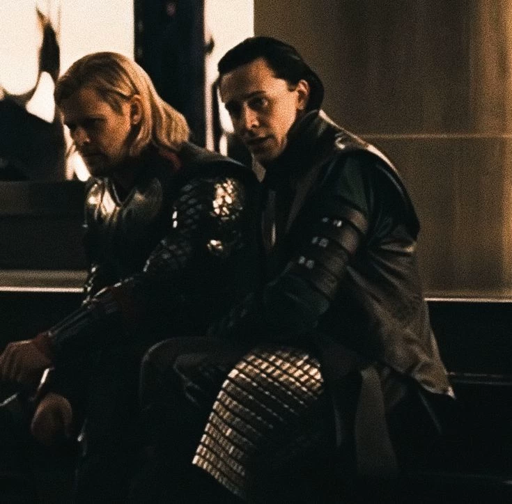Thor x Loki thumbnail
