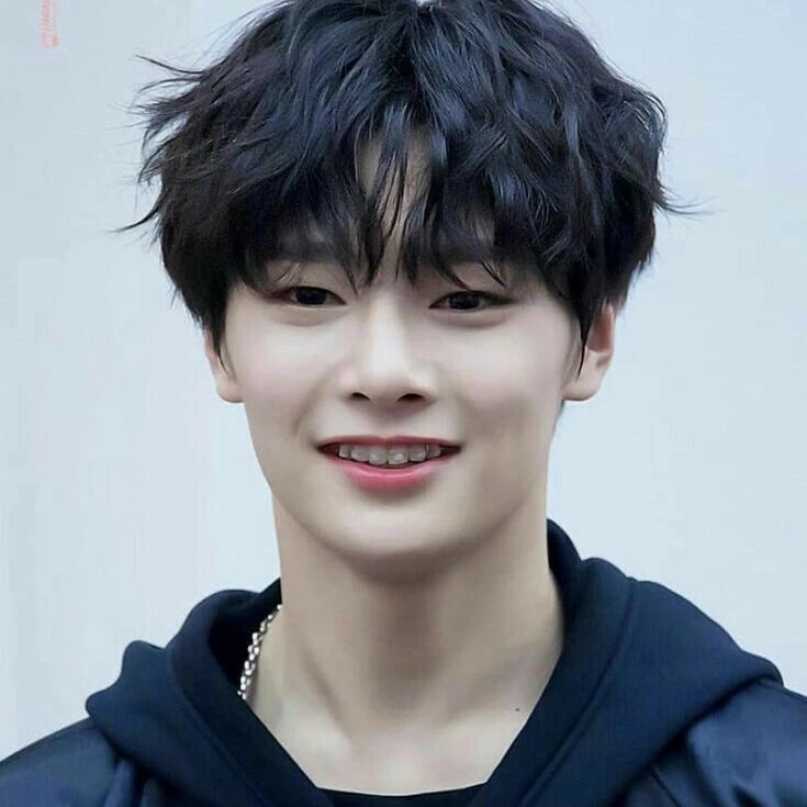 yang jeongin  thumbnail