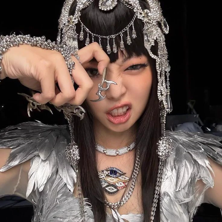 Kim jennie thumbnail