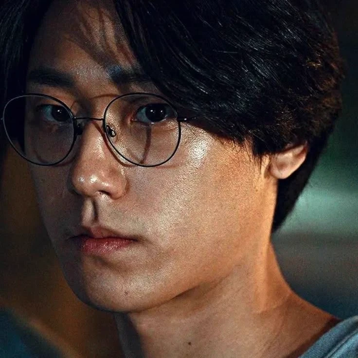 Lee Eun-hyuk thumbnail