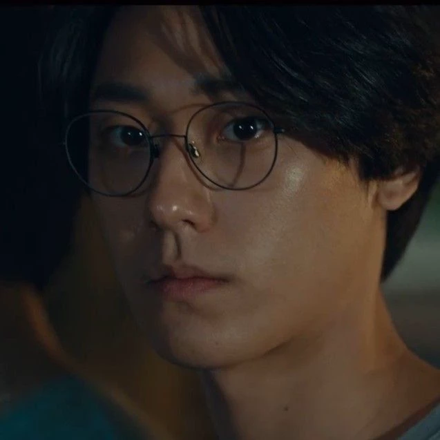 Lee Eun Hyuk thumbnail