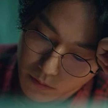 Lee Eun-hyuk thumbnail