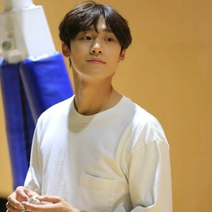Lee Do-hyun thumbnail
