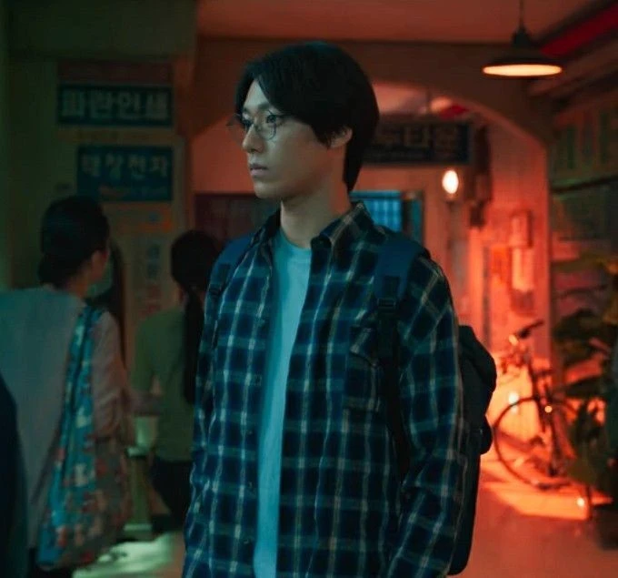 Lee Eun-hyuk thumbnail