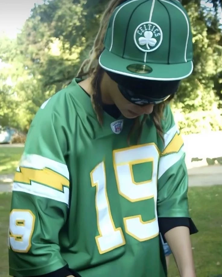 Tom Kaulitz  thumbnail