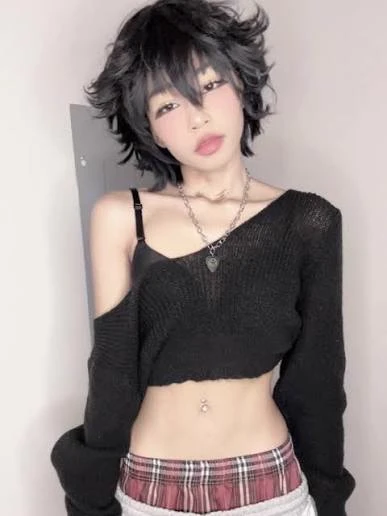 Felix (cute femboyyy💗💗) thumbnail