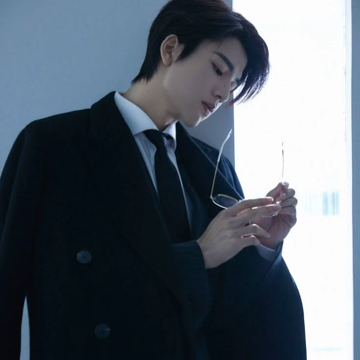 Ji-woon thumbnail
