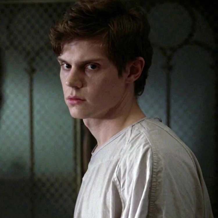 Kit Walker thumbnail
