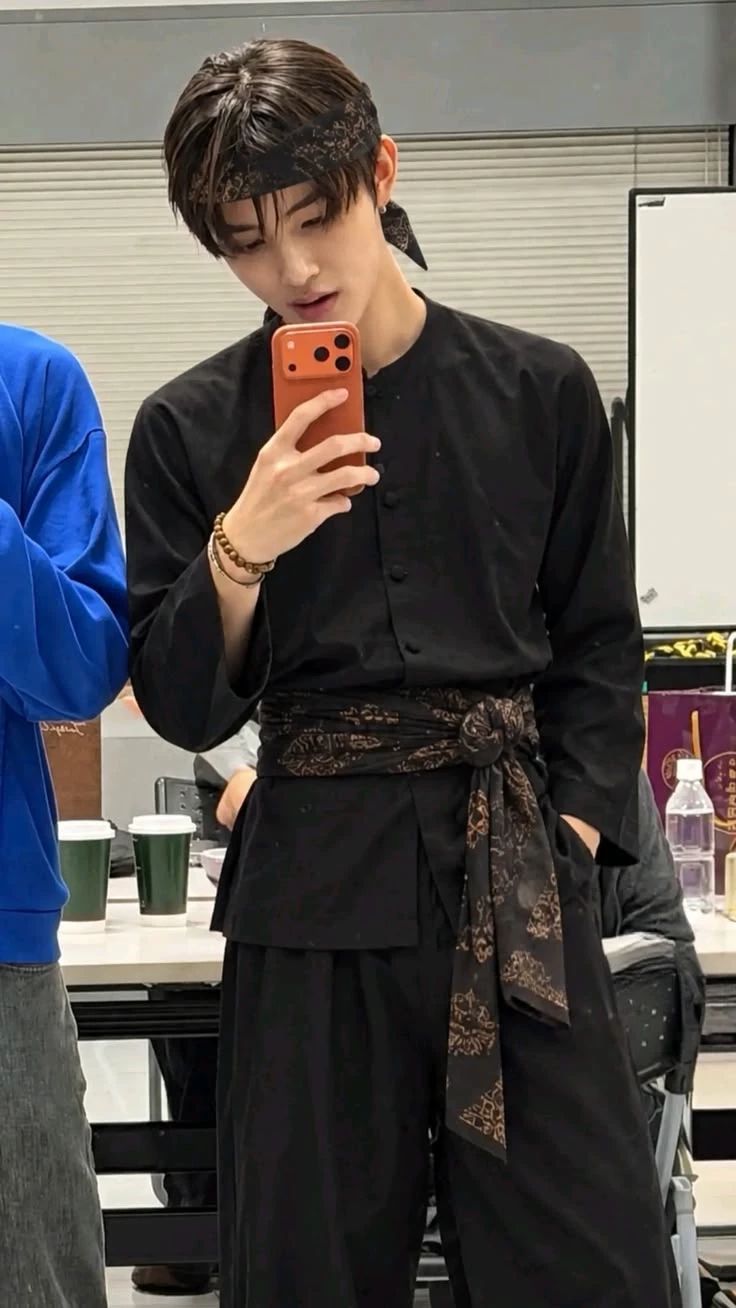 Eom Seonghyeon thumbnail